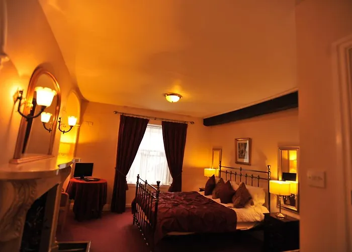 George Hotel